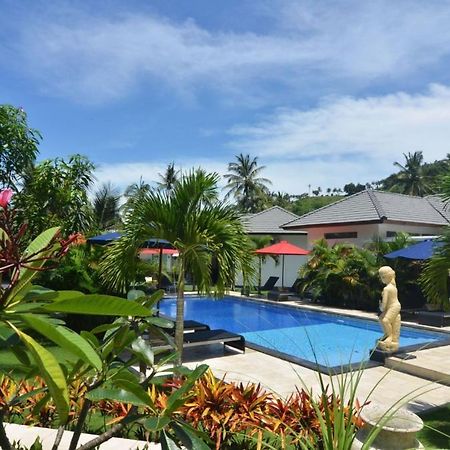 Dream Estate Resort Senggigi Exterior photo