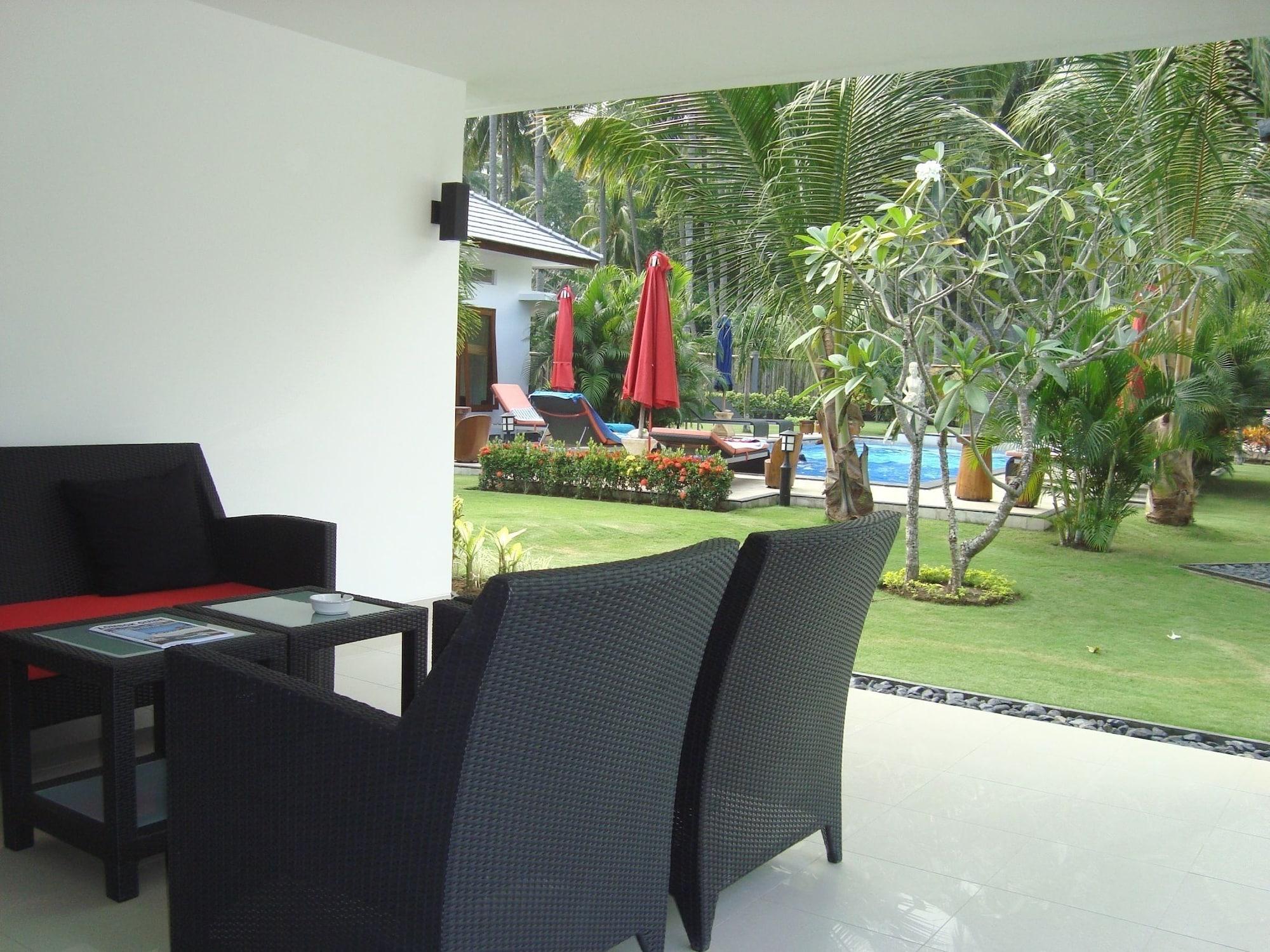 Dream Estate Resort Senggigi Exterior photo