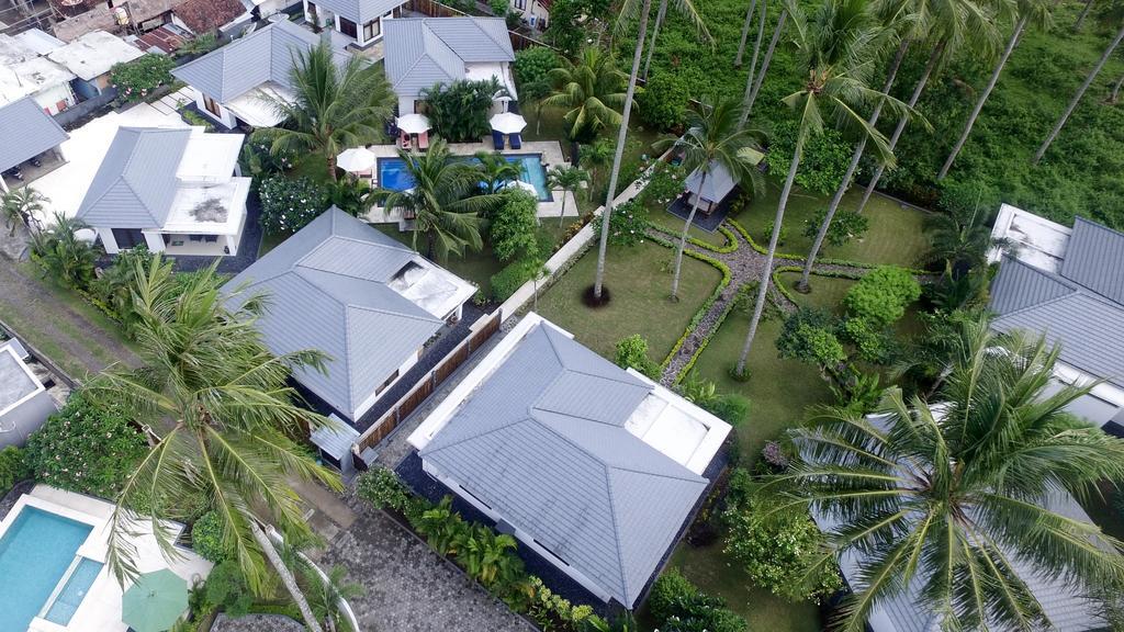 Dream Estate Resort Senggigi Exterior photo