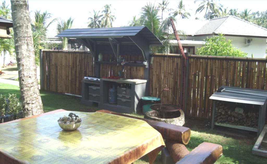 Dream Estate Resort Senggigi Exterior photo
